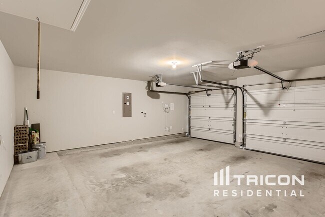 Foto del edificio - 843 Knoxbridge Rd