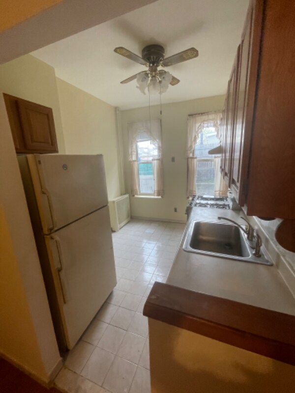 6913 Central Ave Unit 1st flr, Queens, NY 11385 Room for Rent in