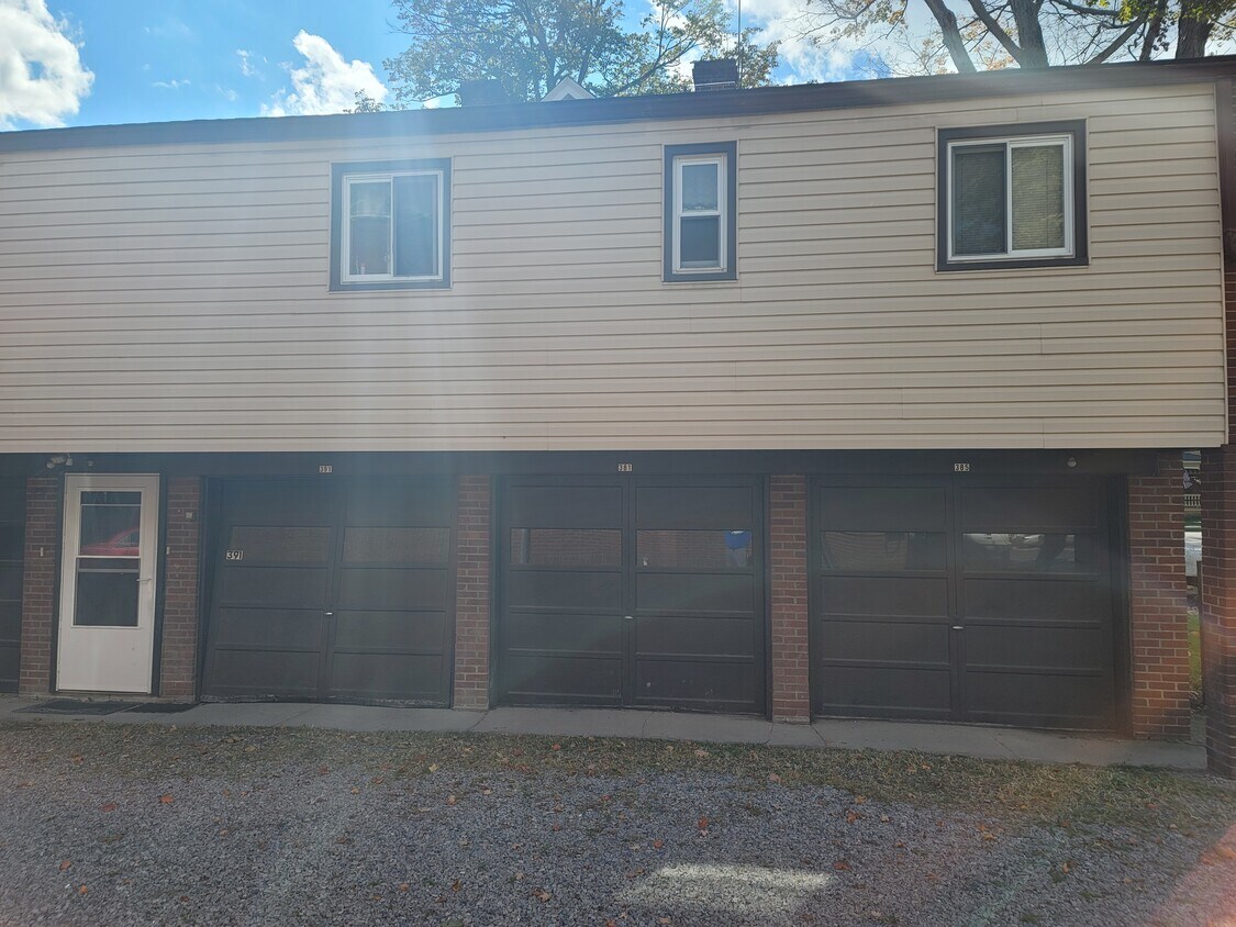 389 Laura St, Beaver, PA 15009 House for Rent in Beaver, PA