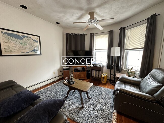 Foto del edificio - 58 Mansfield St