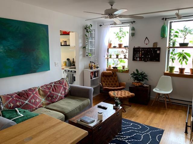 Foto del edificio - 13 Thacher St