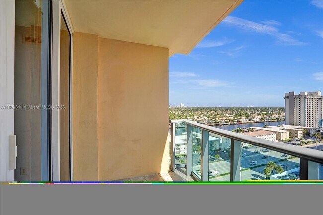 Foto del edificio - 2501 S Ocean Dr