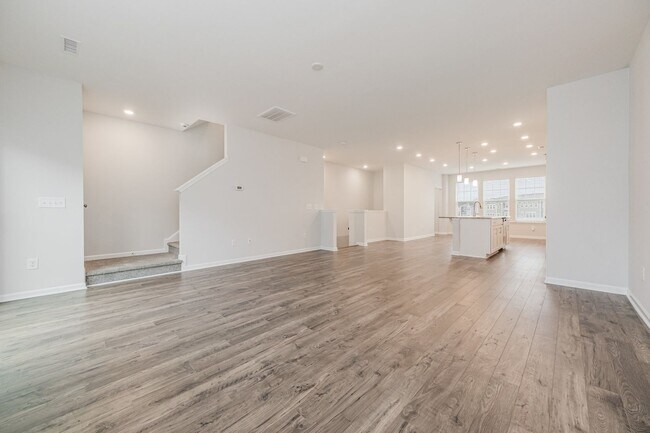 Building Photo - Turnkey & Move-in Ready Research Triangle Park Townhome