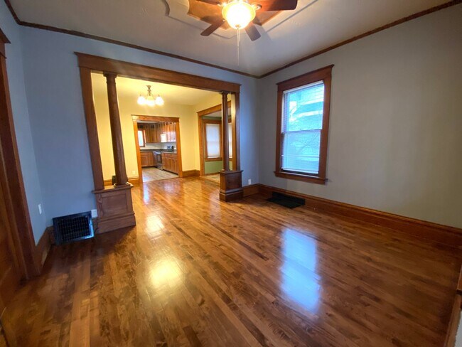Building Photo - Gorgeous 2 Bed in Downtown Fargo!!