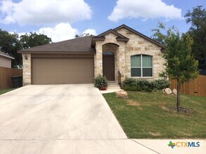 Building Photo - 2020 Meadow View Dr