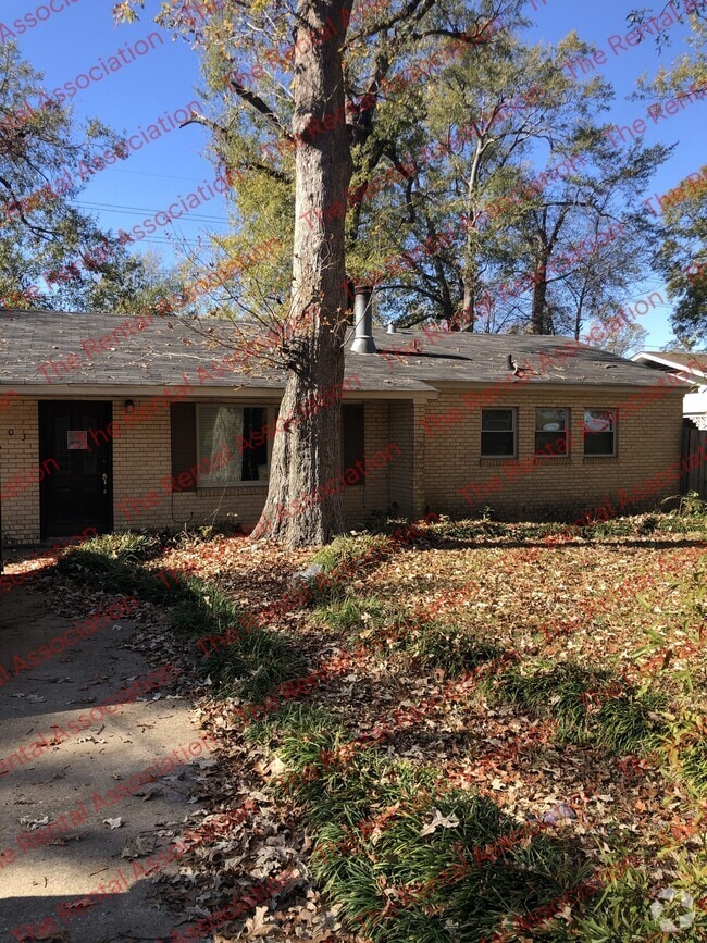 Building Photo - 1503 West Ave