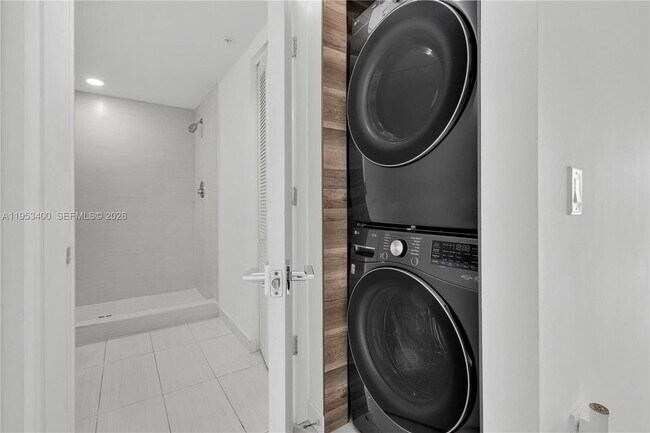 Foto del edificio - Northwest 107th Avenue, Doral, FL 33178 - 1 BR 2 BA condo