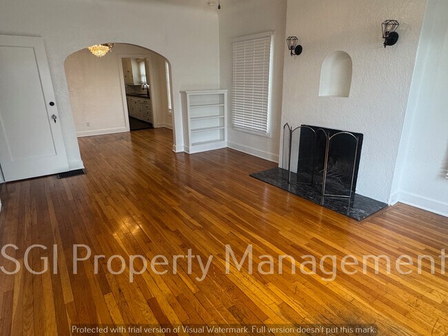 Photo - 541 W Monte Vista Rd Apartment