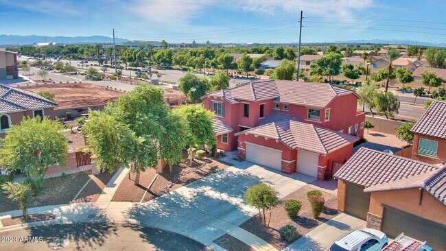 Foto del edificio - 8782 W Peppertree Ln