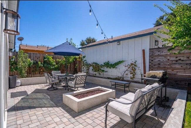 Foto del edificio - 2 bedroom 1 bath