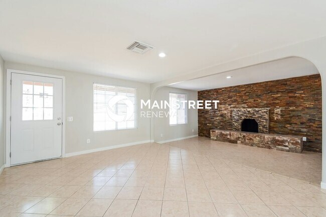 Building Photo - 4 Bedroom Pet-Friendly Home in Tucson, AZ ...