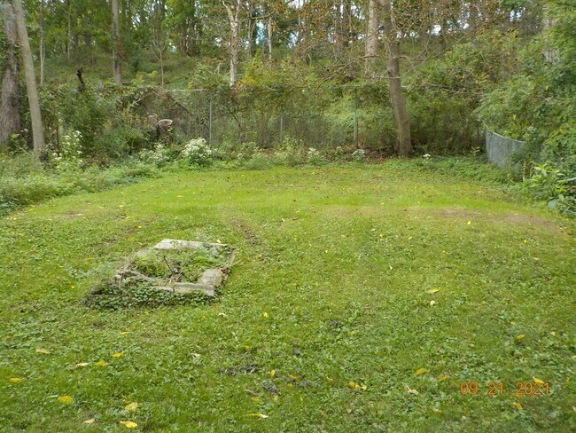 Foto del edificio - 328 Greenwood Pl