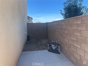 Building Photo - 30892 Aviator Ct