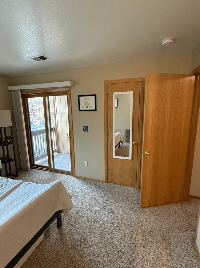 Foto del edificio - 2990 Shadow Creek Dr