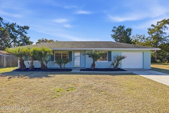 Building Photo - 335 Palos Ct