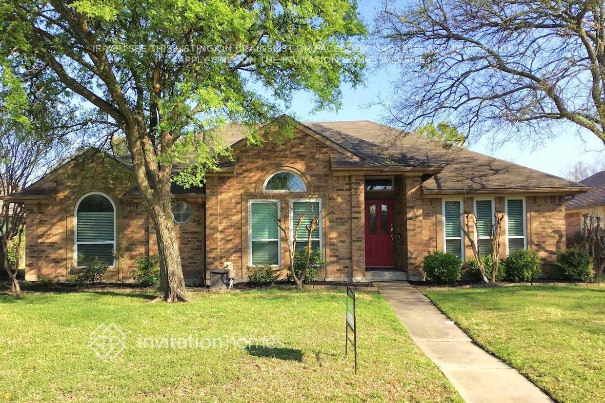 Primary Photo - 7510 Estates Way