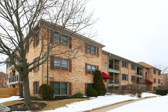Building Photo - 1722-1756 Fayette Walk