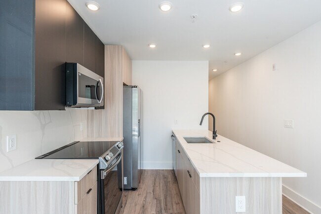 Foto del edificio - 2339 N College Ave