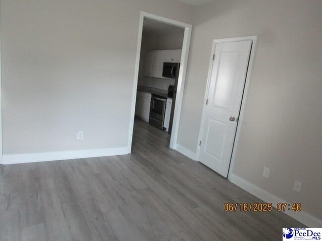 Building Photo - 2890a Jubilee Dr