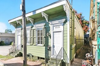 Building Photo - 4535-4537 Tchoupitoulas St