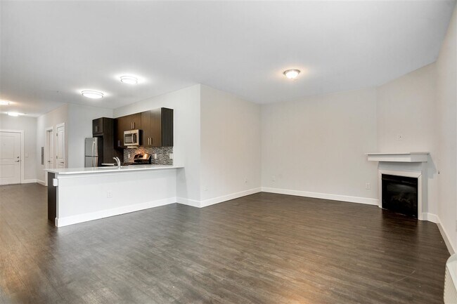 Building Photo - 510 45th St
