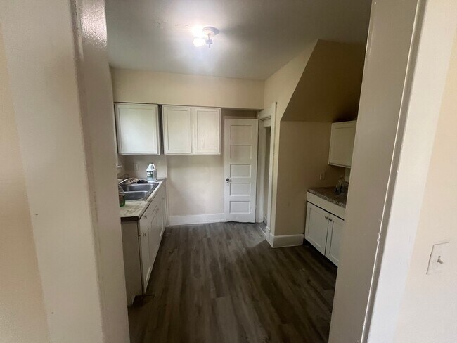 Foto del edificio - 628 Blair Ct