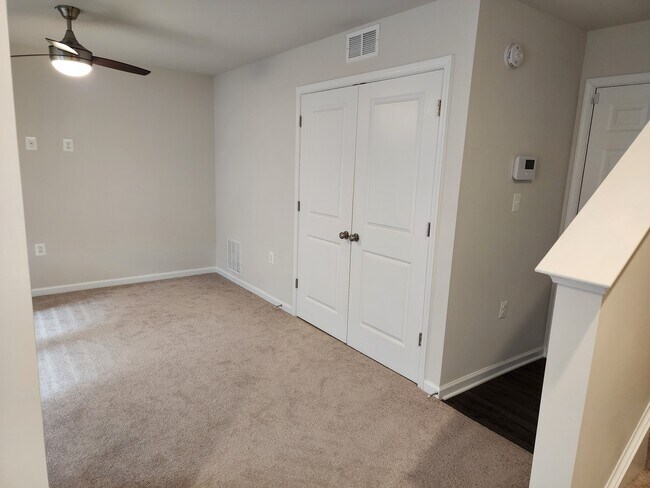 Foto del edificio - 183 Presidents Pointe Ave