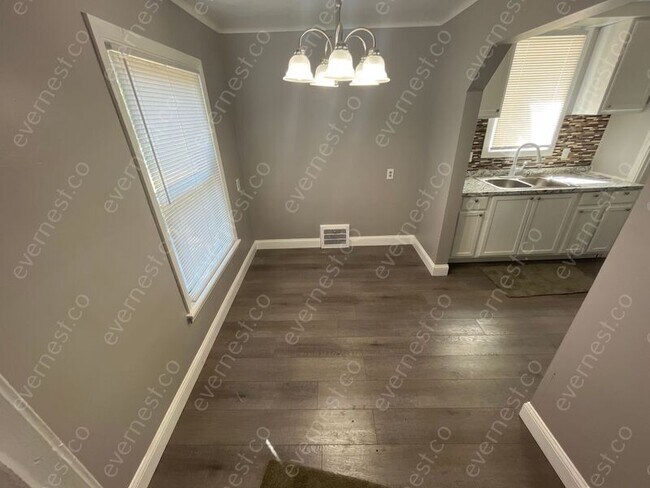 Foto del edificio - 13881 Carlisle St