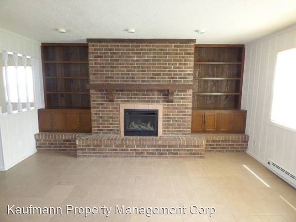 Building Photo - 4 br, 1.5 bath House - 4214 Casa Verde Dr.