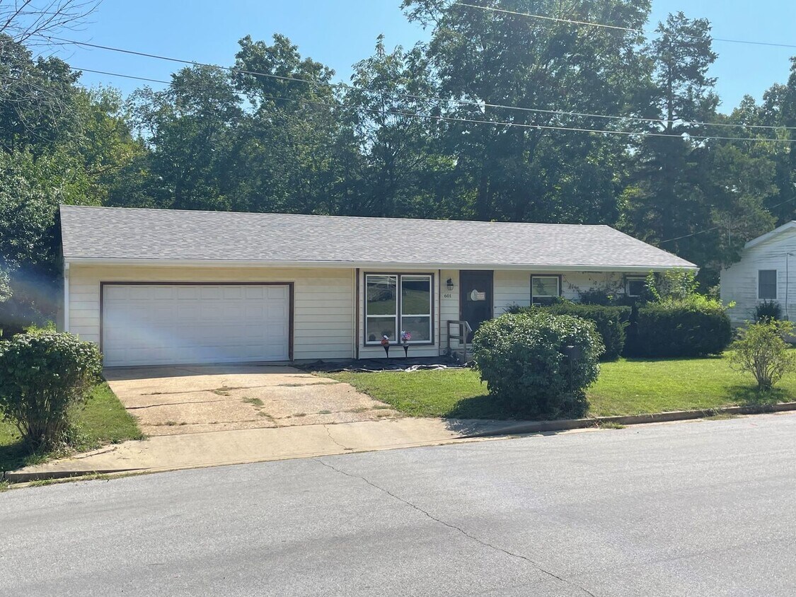 Foto principal - Great Location near Wal-Mart