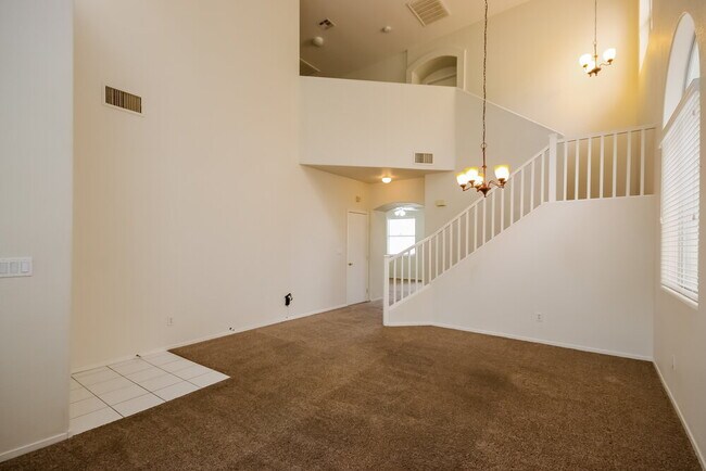 Foto del edificio - 5116 Ruffled Grouse Ct