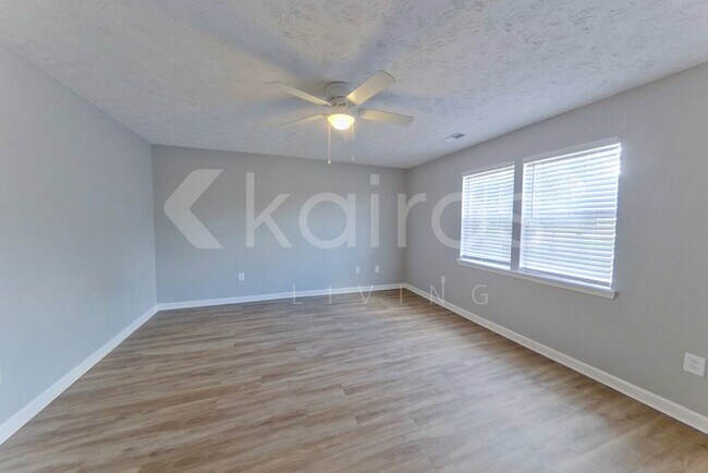 Foto del edificio - 170 Deer Pkwy.