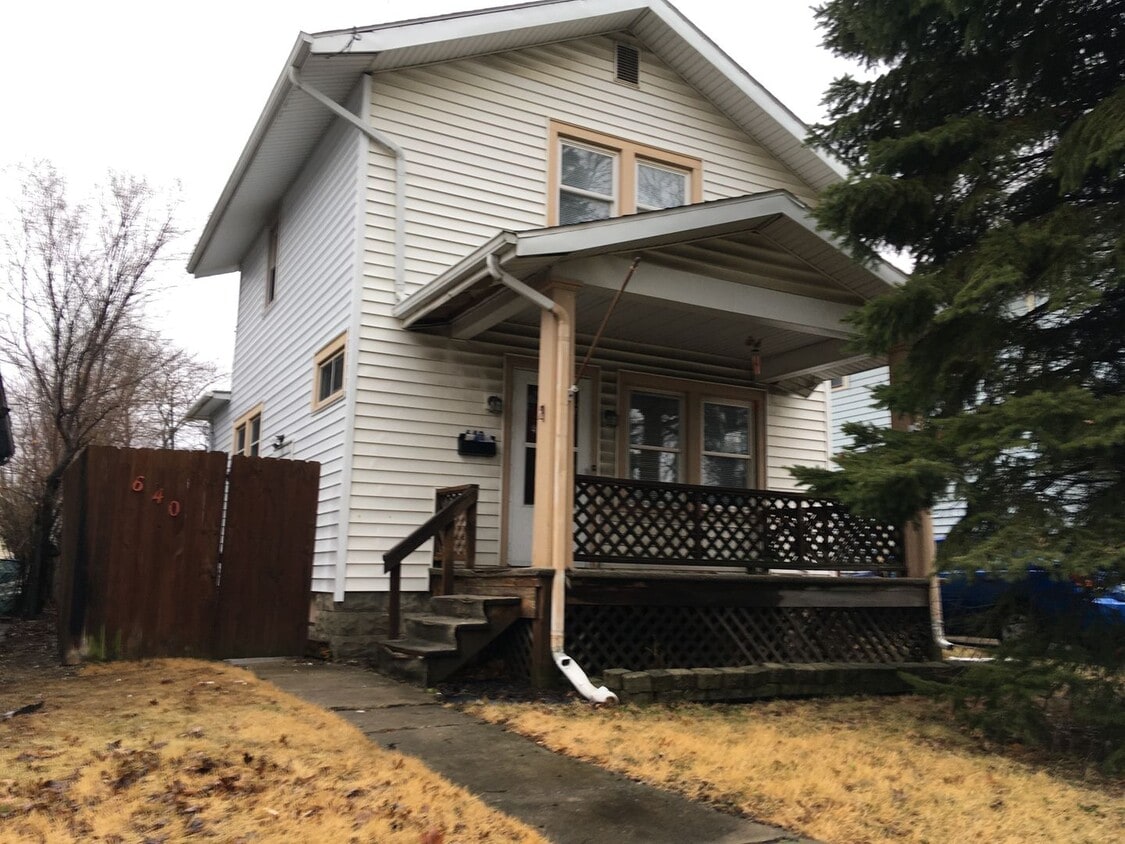 Foto principal - 2 BR Near the Fort Wayne Zoo