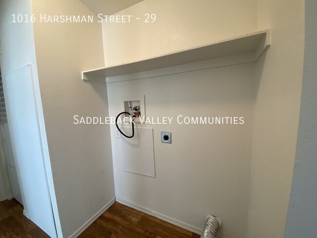 Building Photo - 1016 Harshman St