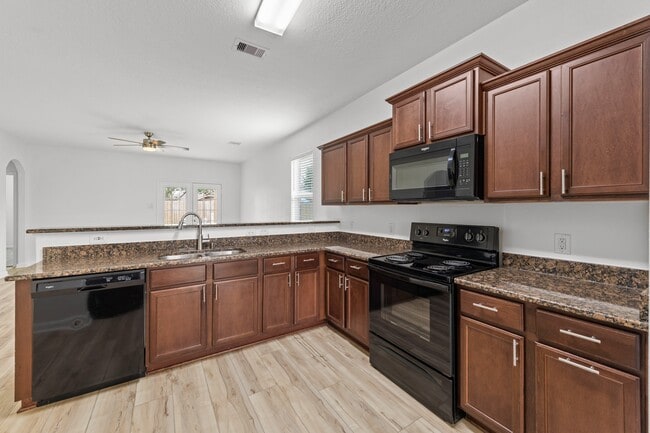 Building Photo - 12059 Powderhorn Ln