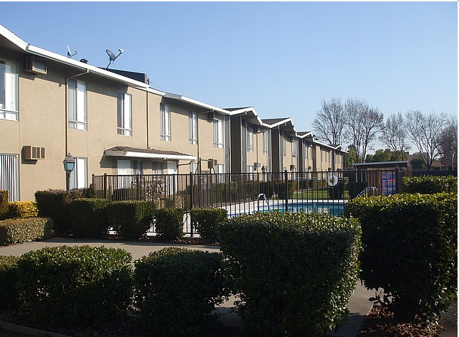 Foto principal - Woodcrest Apartments