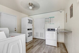 Terraces at Tarzana photo'