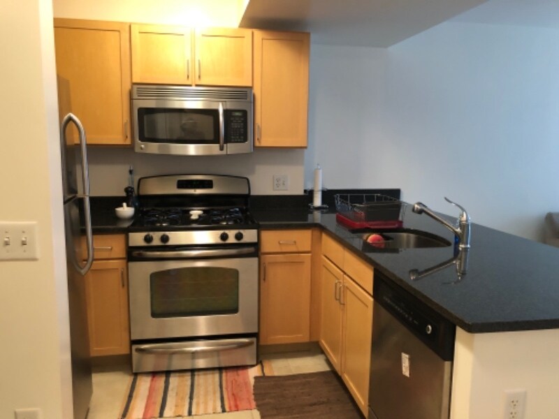 Photo - 800 4th St SW (Washington, DC)