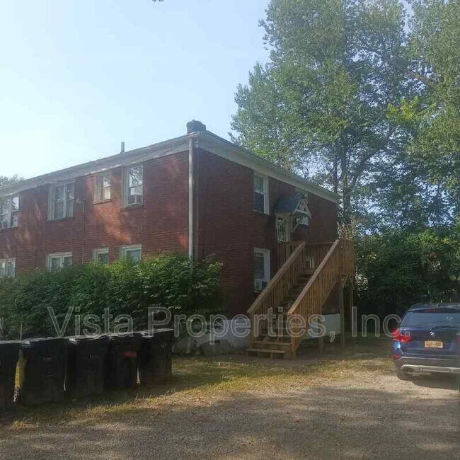 Building Photo - 301 N 41st St