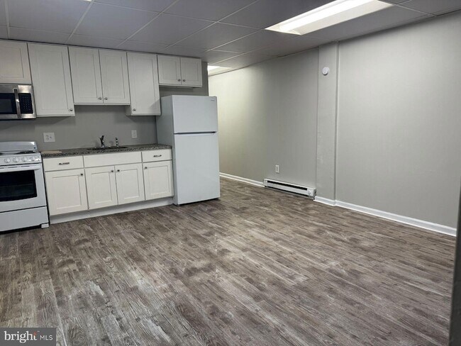 Foto del edificio - 2268 E Clearfield St