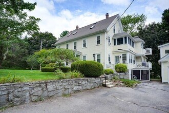 Building Photo - 319 Forge Village Rd