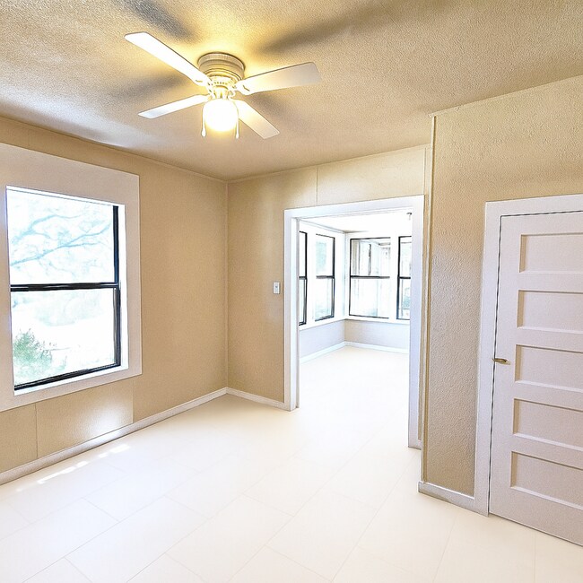 Building Photo - 11266 PR 37