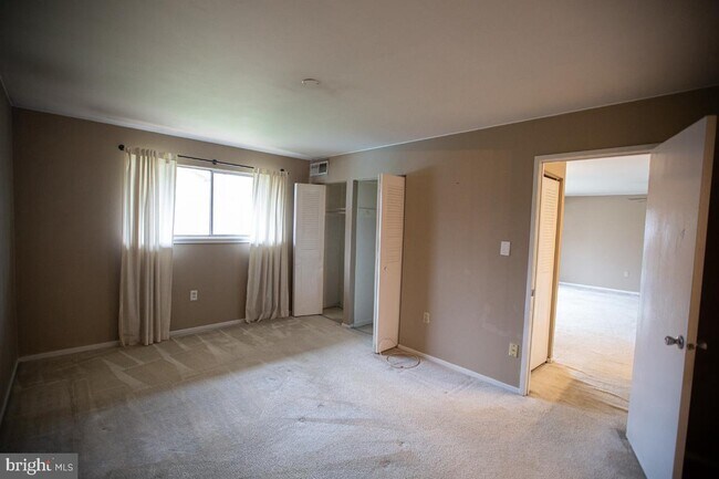 Building Photo - 7366 Lee Hwy