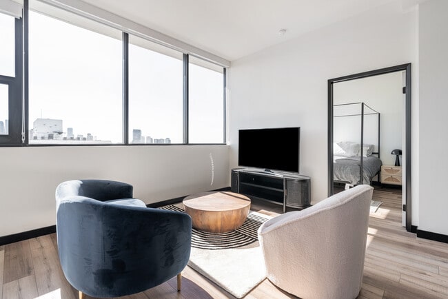 Building Photo - Atlas House