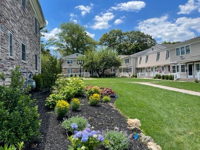 Building Photo - 45 Fairfield Way