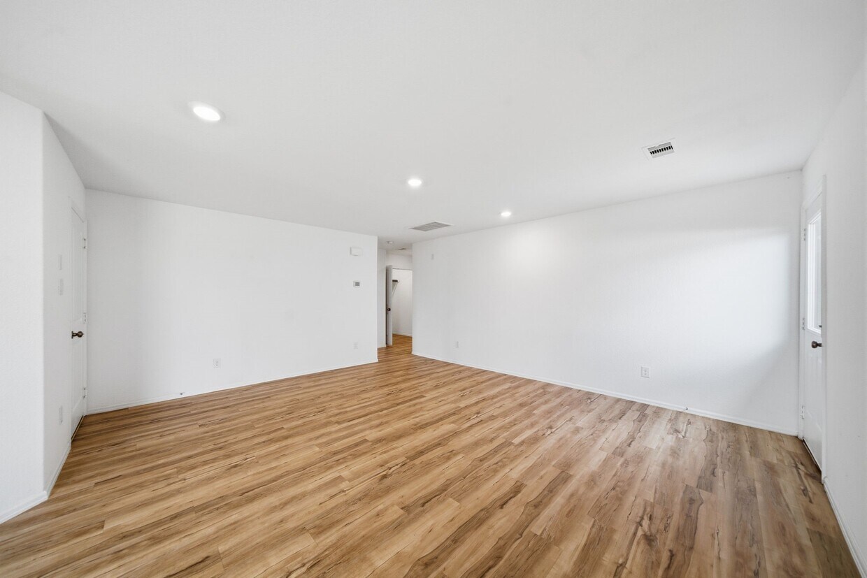 Foto principal - 26726 Wilderye Cv Ln