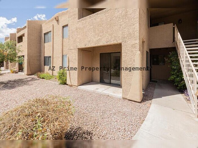 Building Photo - 8155 E Roosevelt St