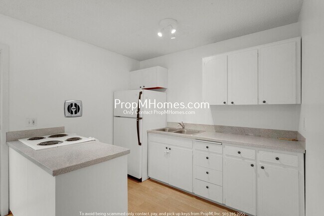 Foto del edificio - Updated Two Bedroom Unit in OC - First Month Free!