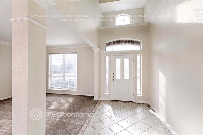 Building Photo - 2808 Northwood St