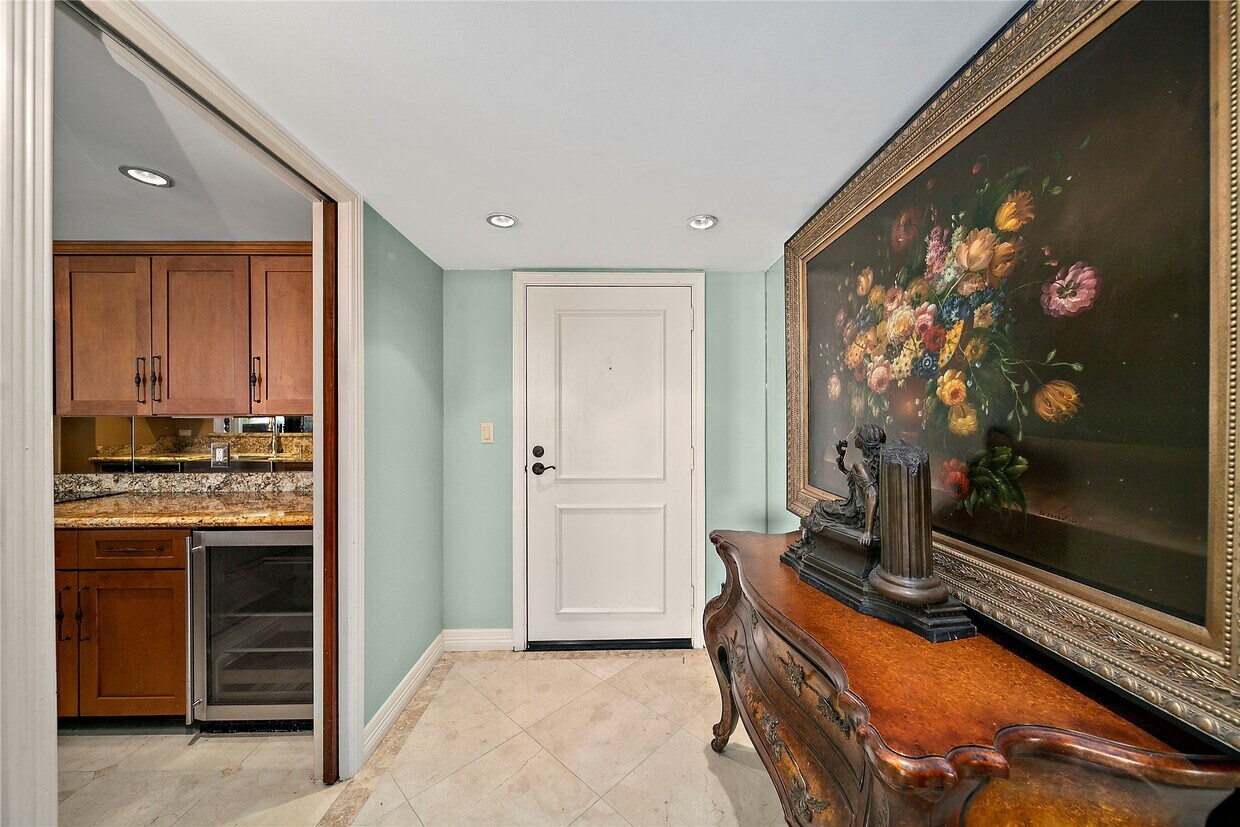 Primary Photo - 3525 Sage Rd